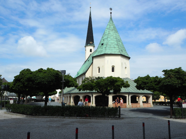Der Geruch des Katholizismus – Kapellplatz, 84503 Altötting