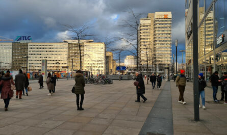 Oh my! Golden Alex, 10178 Berlin