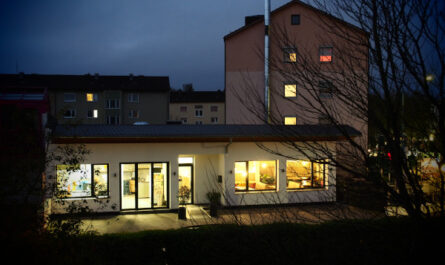 Leuchten in der Nacht, leuchten für einen neuen Tag – Cafe Istanbul, 84489 Burghausen