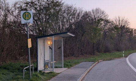 Bushaltestelle, 84579 Unterneukirchen-Gasteig