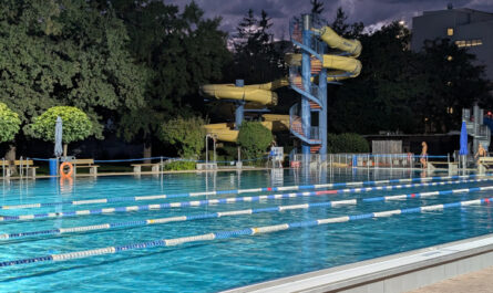 Saisonende, Freibad Burghausen / End of Season
