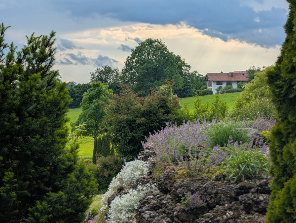 So voller Leben, 84489 Burghausen